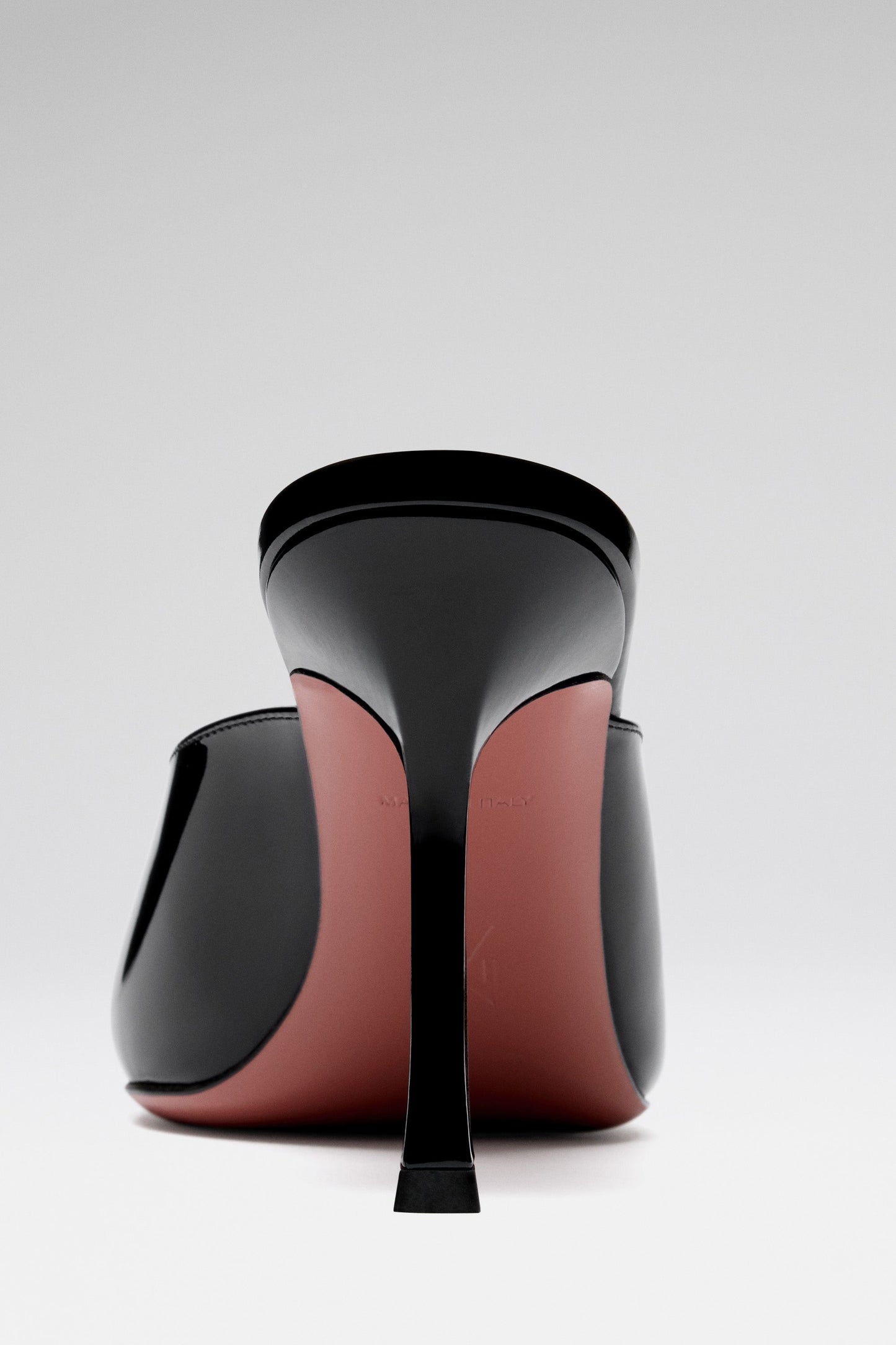 Amina muaddi Camelia mule 90