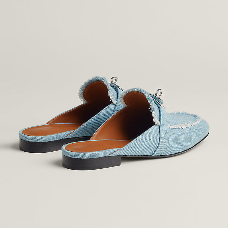 Hermes Oz mule