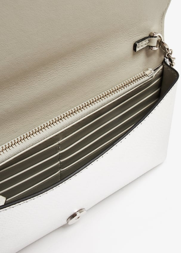 VALENTINO GARAVANI
VLogo Signature Chain Wallet