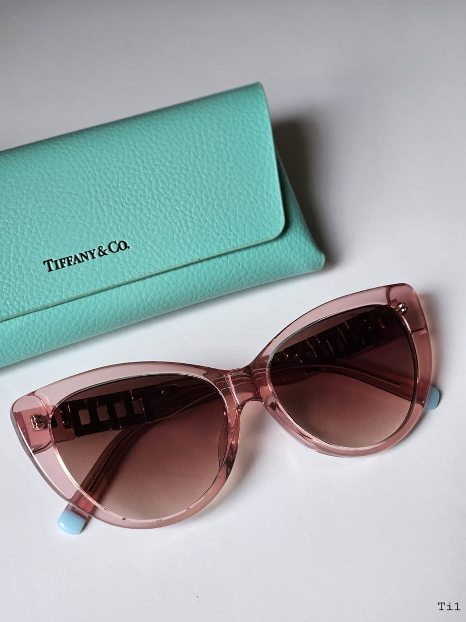 TIFFANY & CO. GLASSES