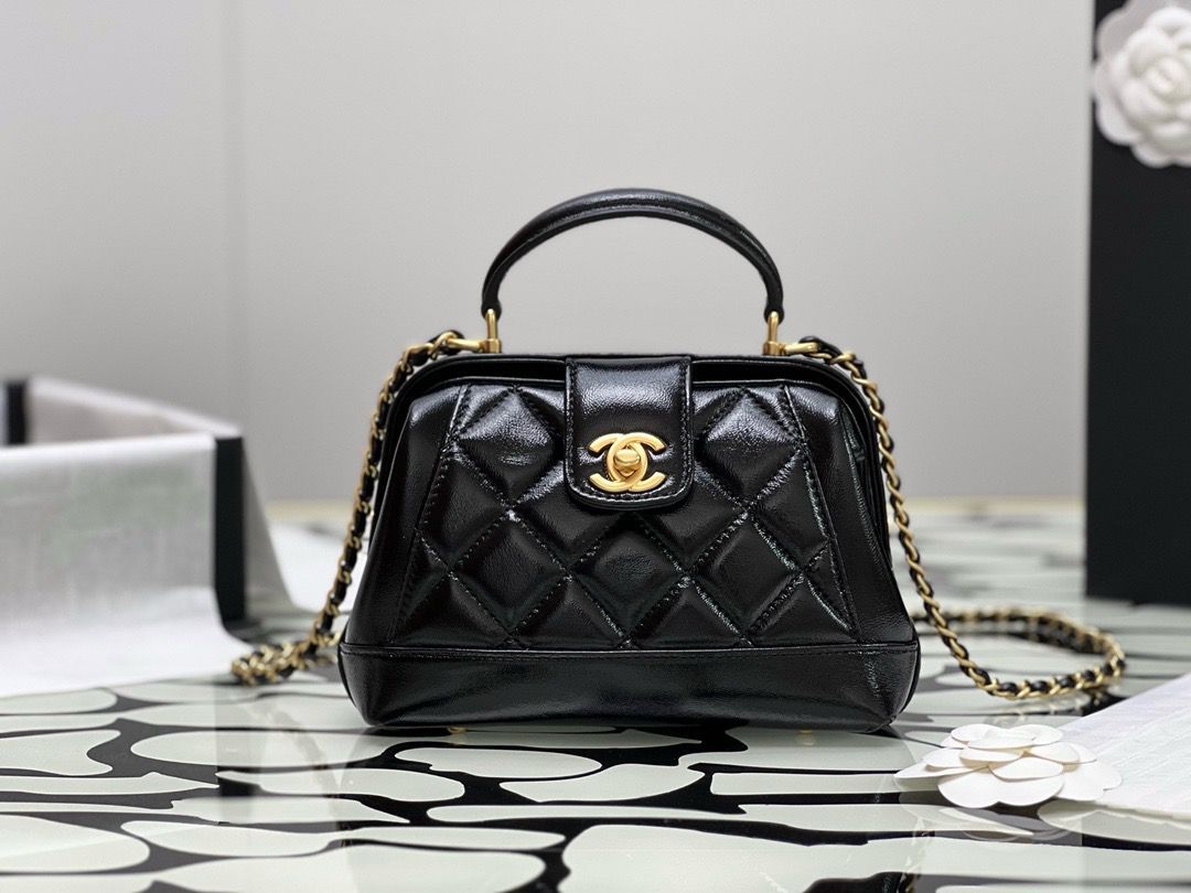 CHANEL MINI BAG WITH TOP HANDLE