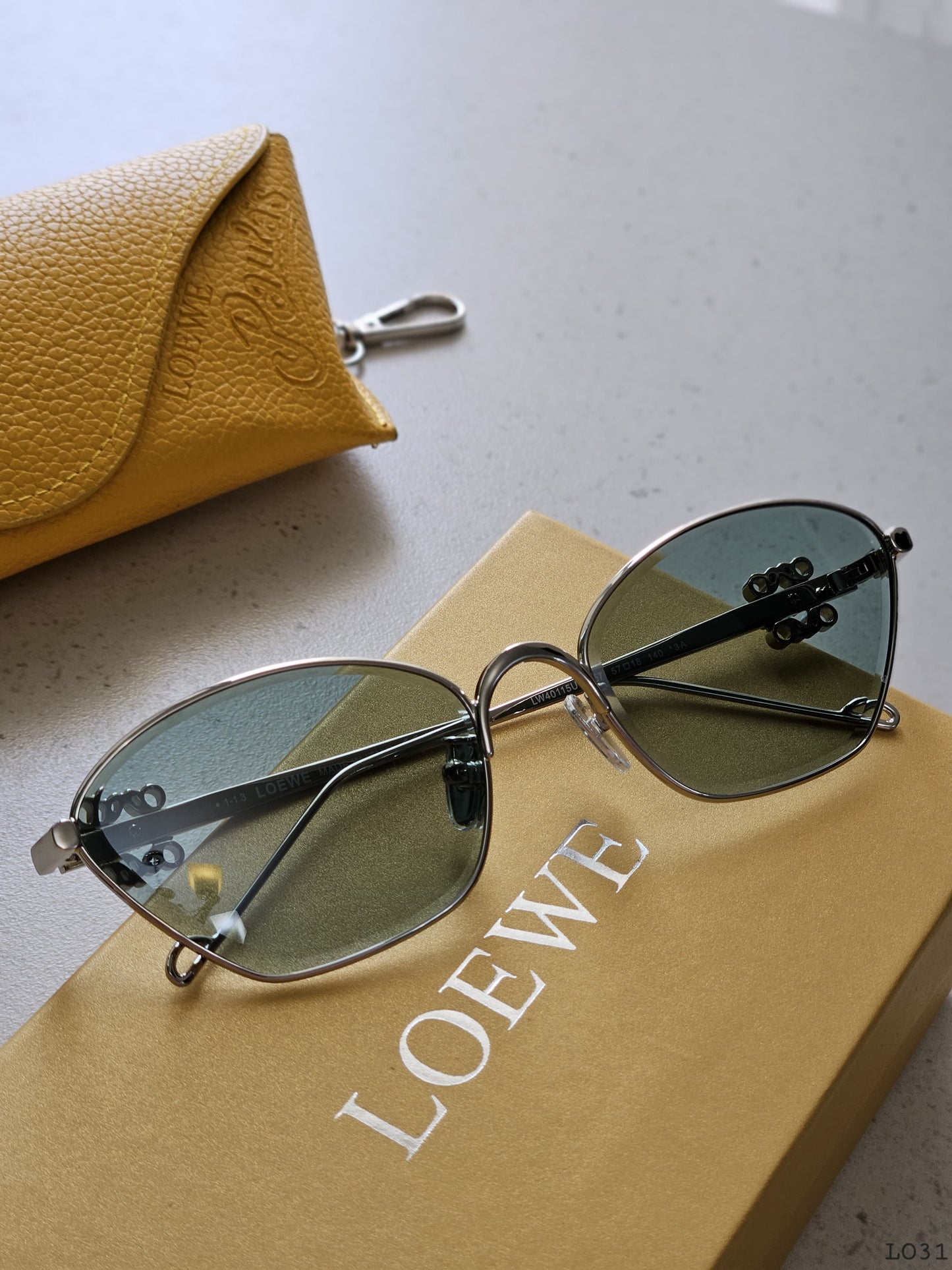 Loewe glasses