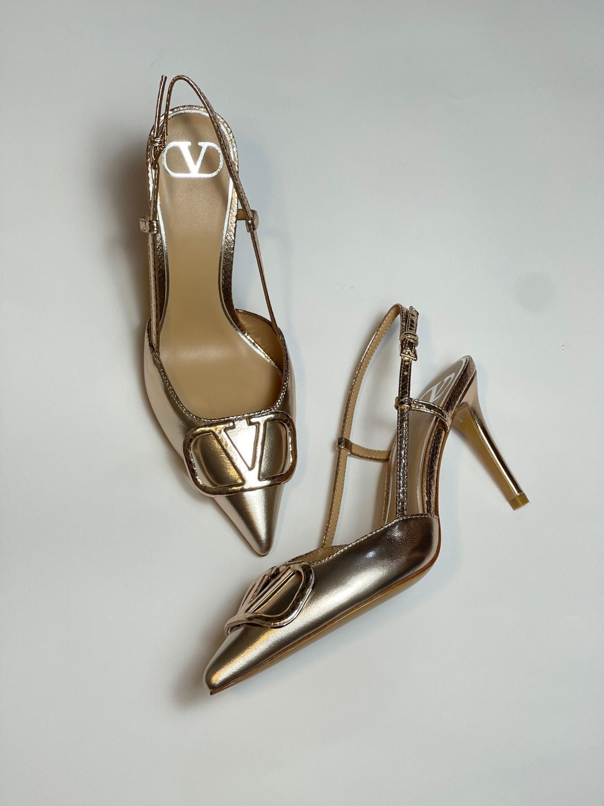 Valentino pump