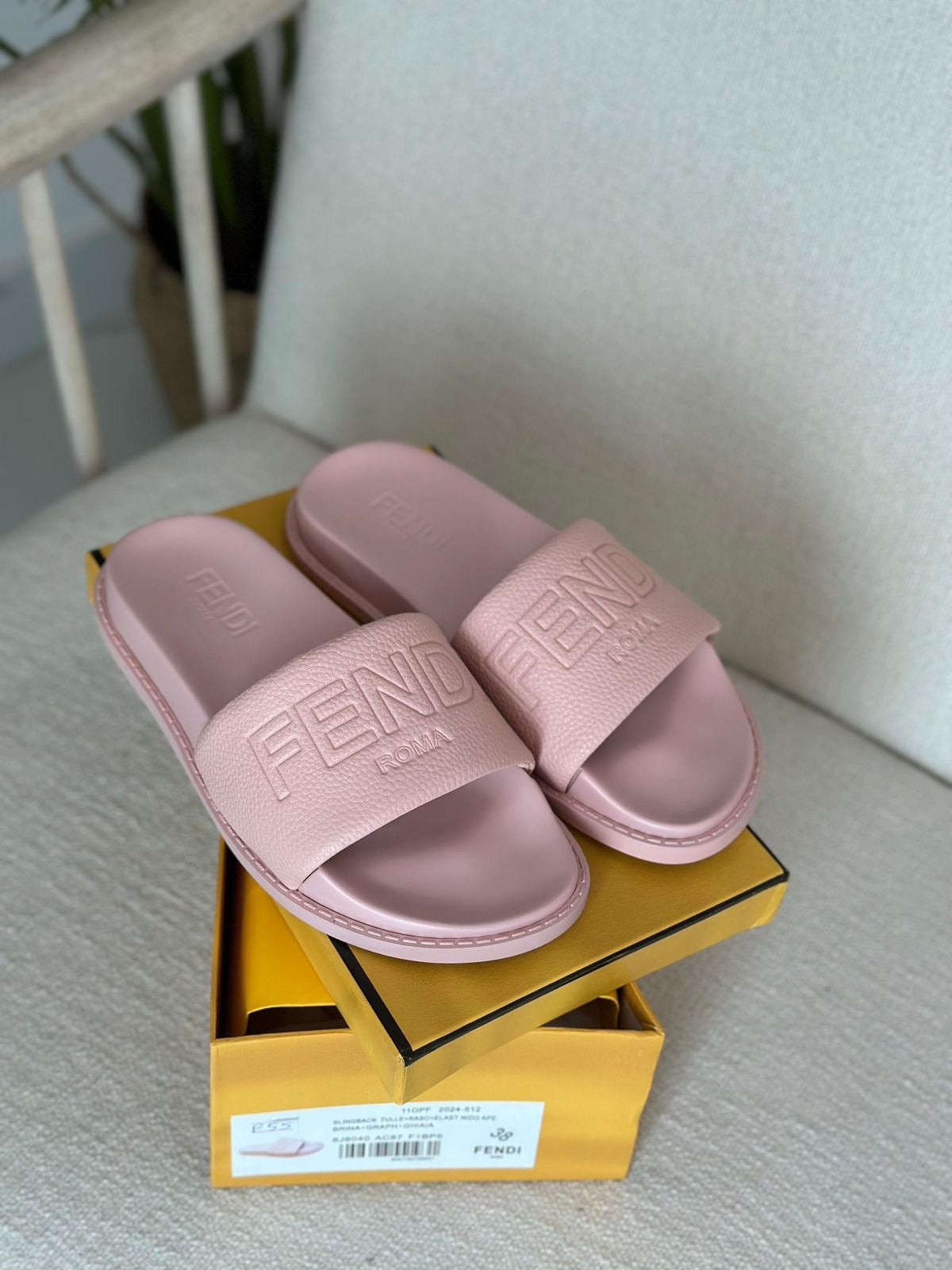 Fendi slippers