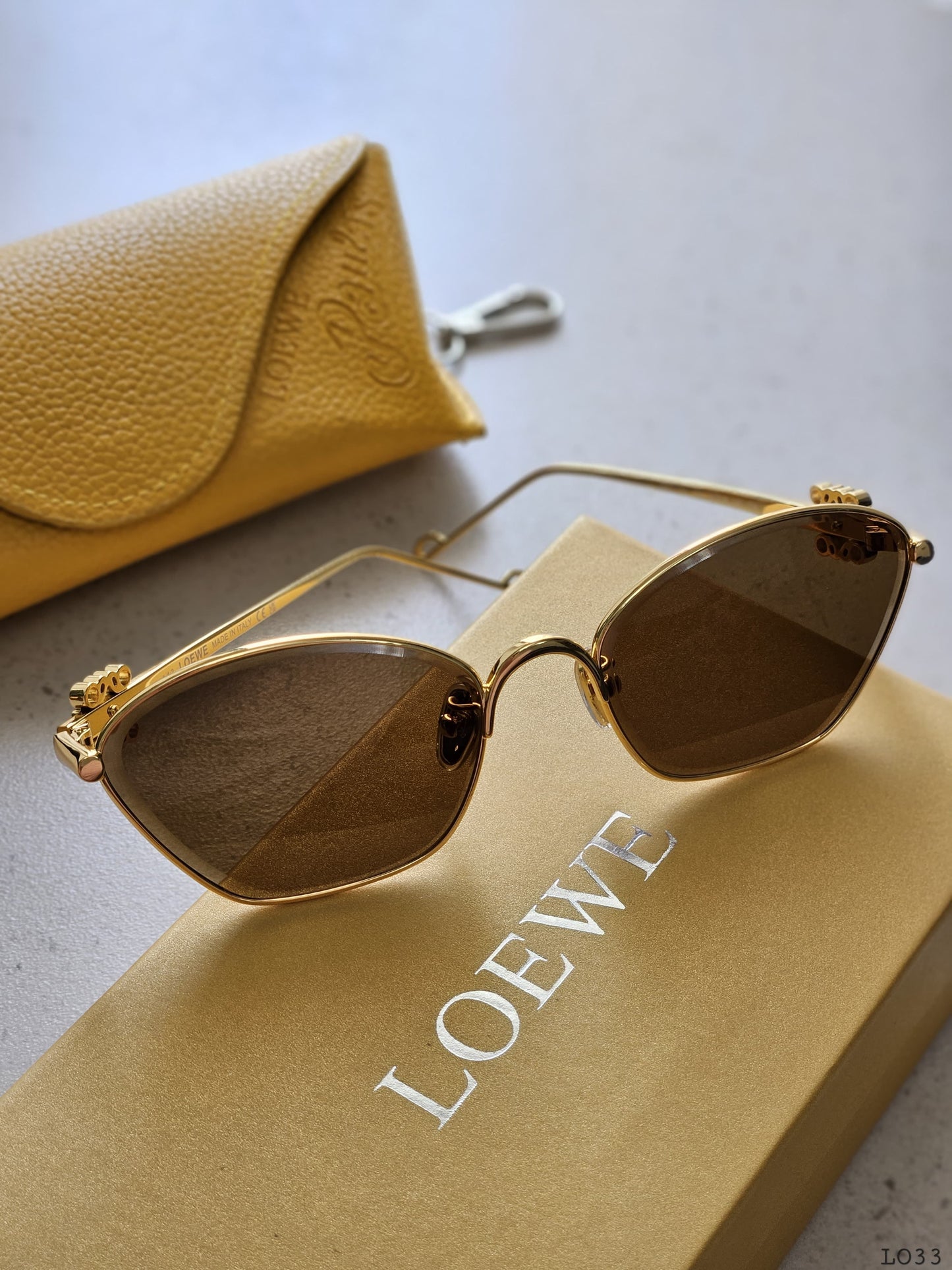 Loewe glasses