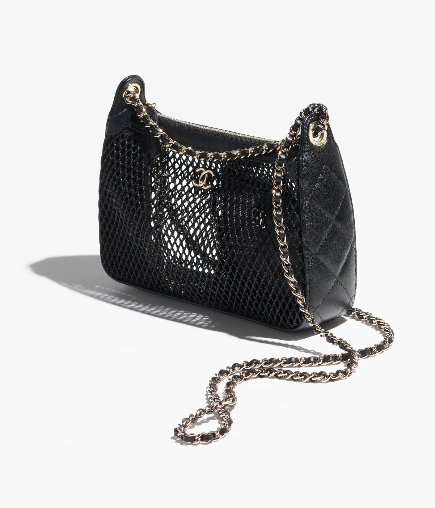 CHANEL CLUTCH WITH CHAIN