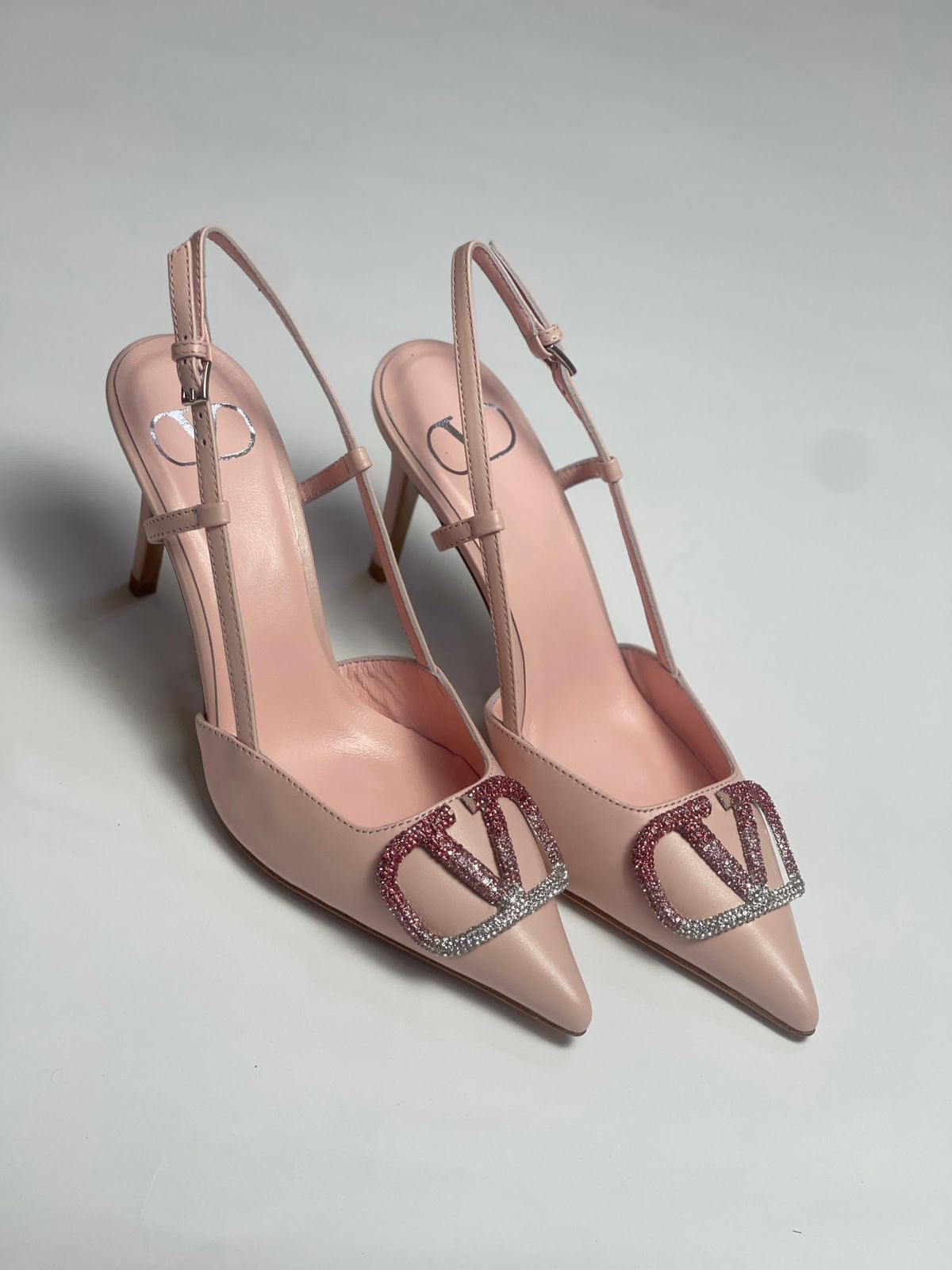 Valentino pump