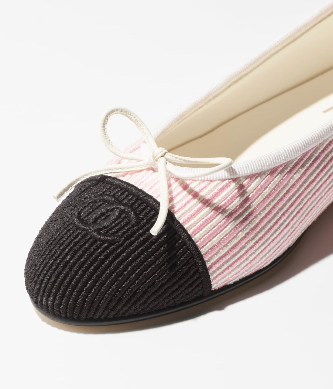 CHANEL BALLET FLATS