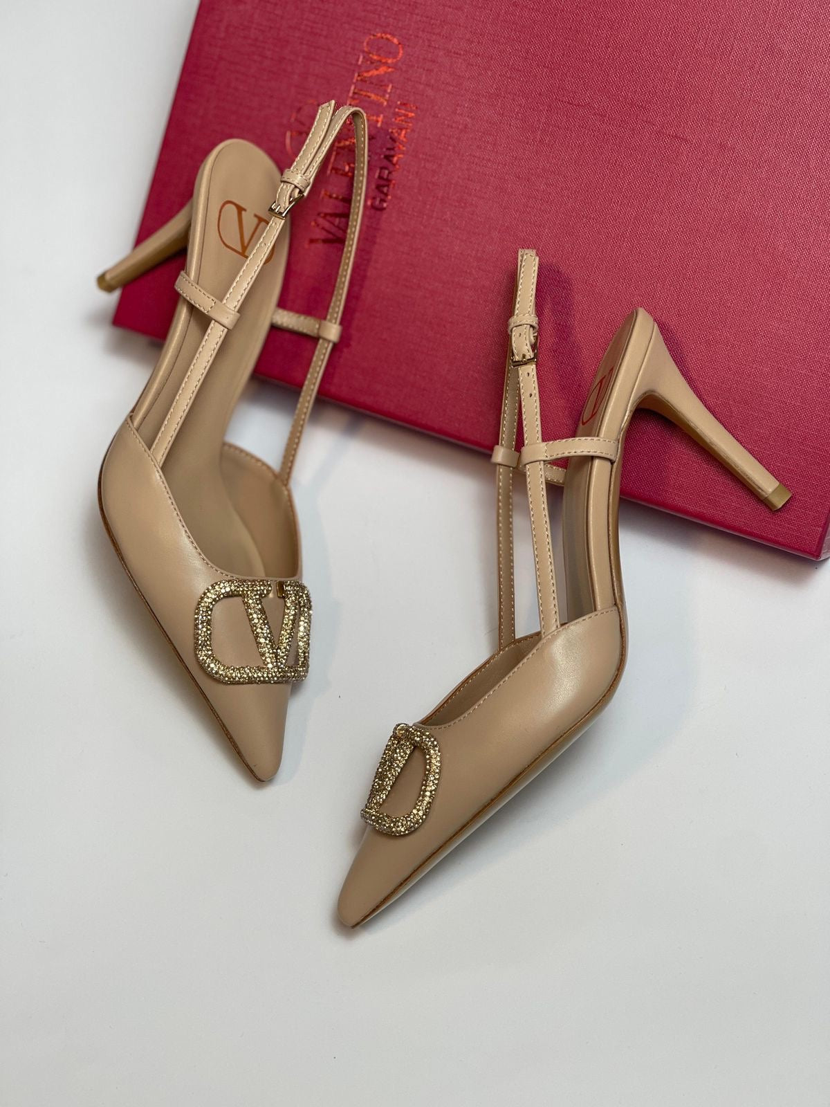 Valentino pump