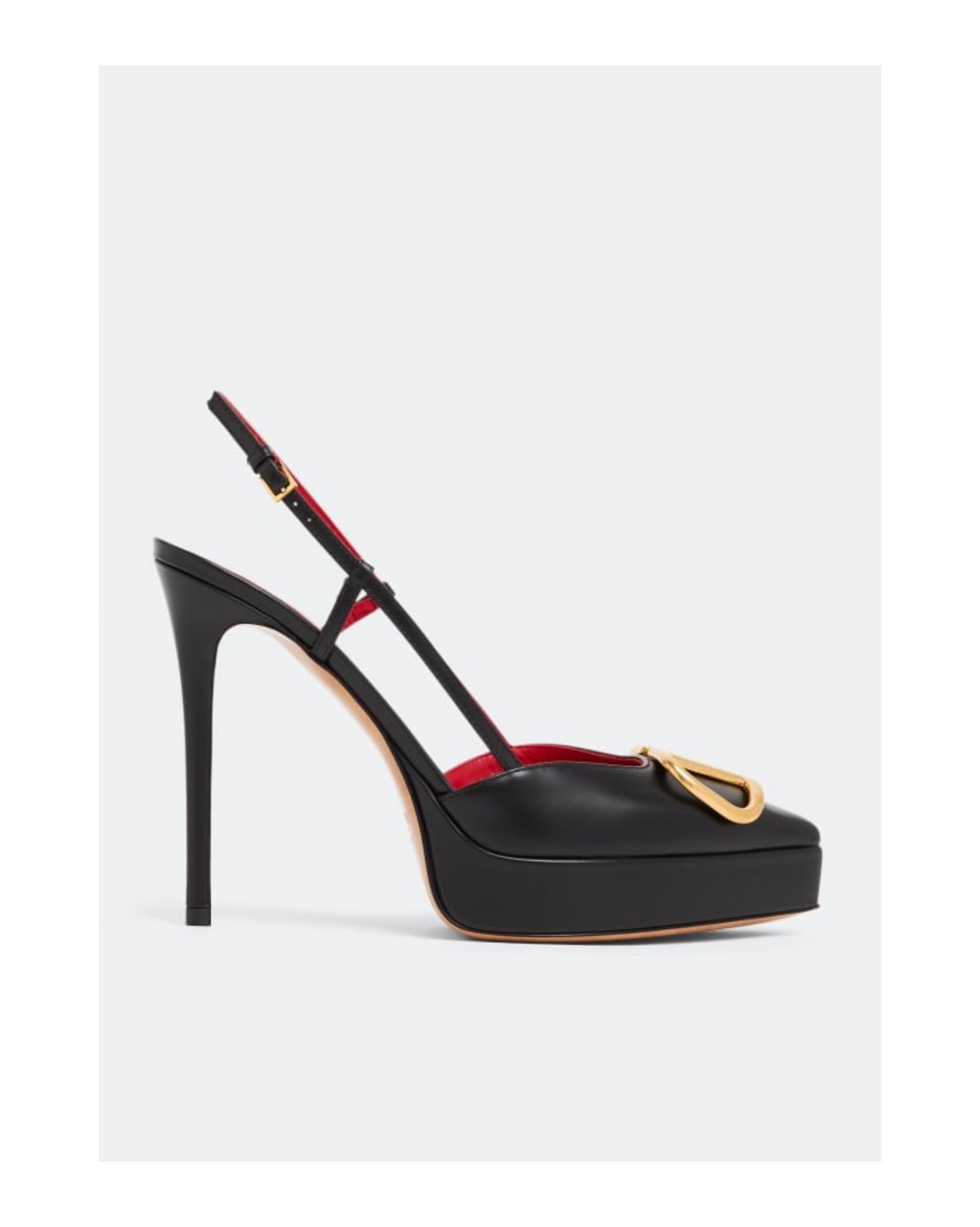 Valentino pump