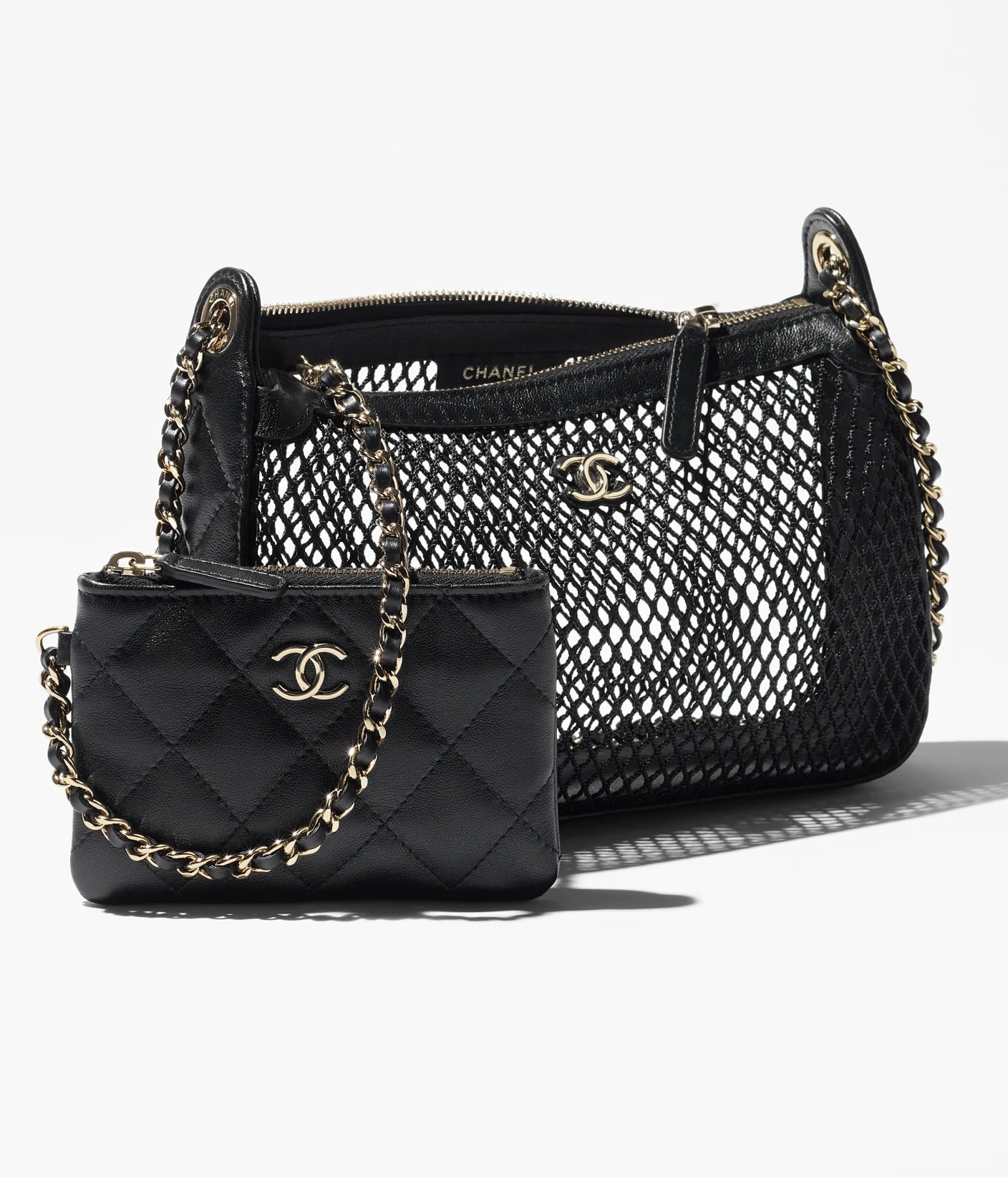 CHANEL CLUTCH WITH CHAIN