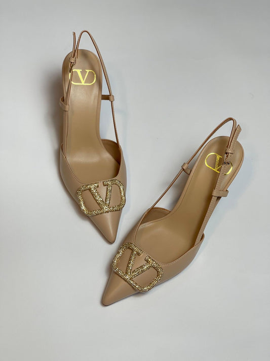 Valentino pump