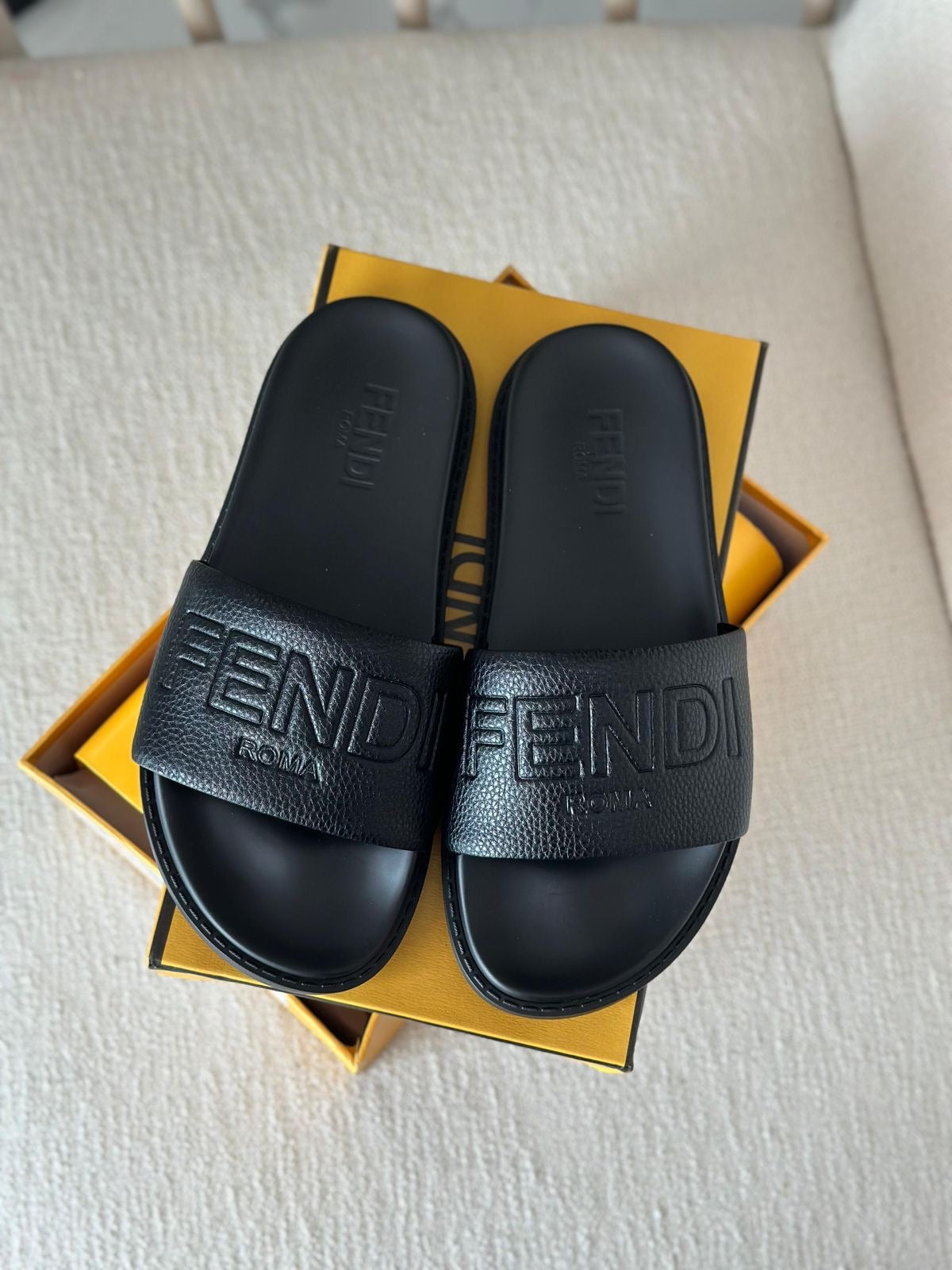 Fendi slippers