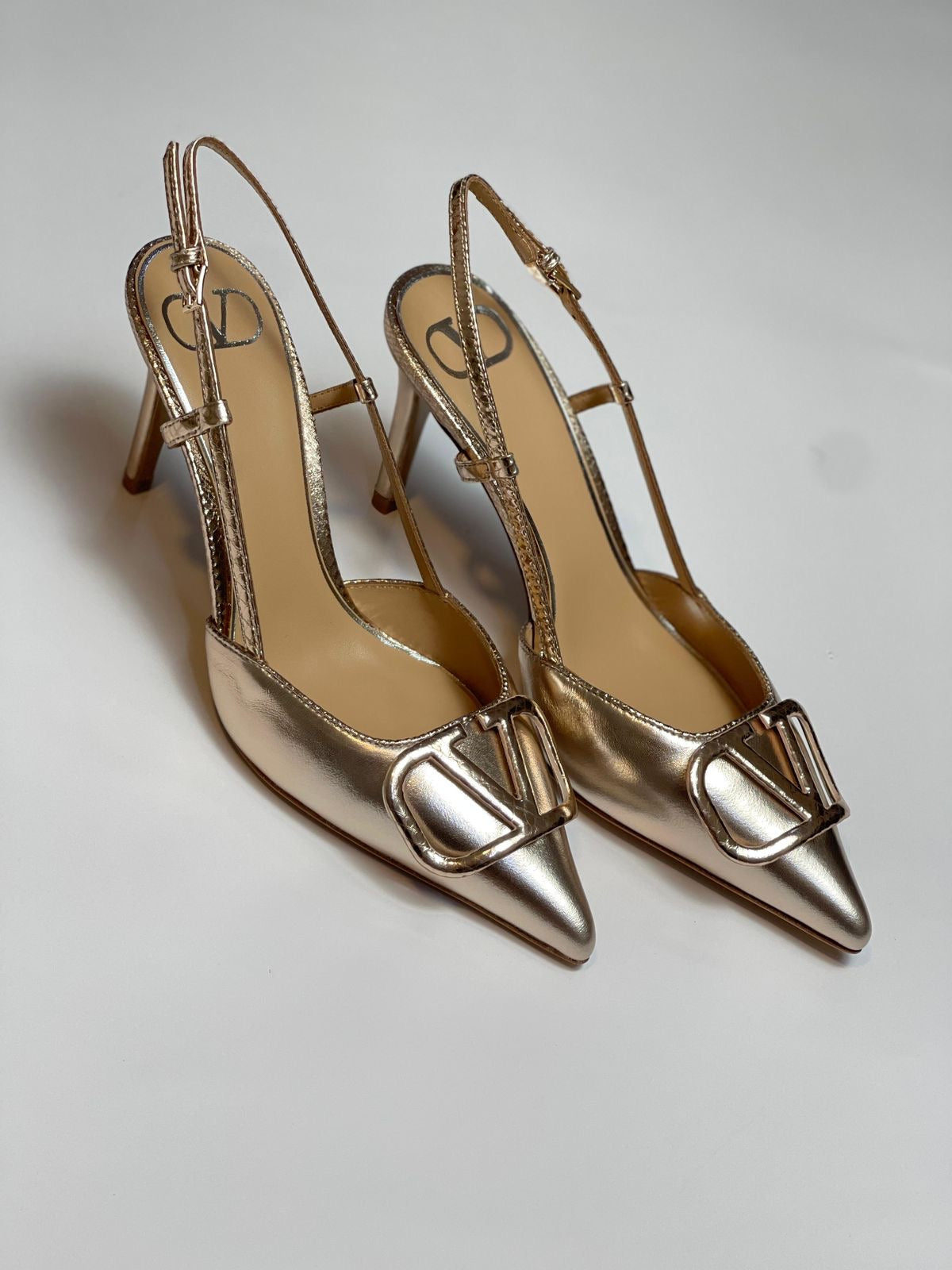 Valentino pump